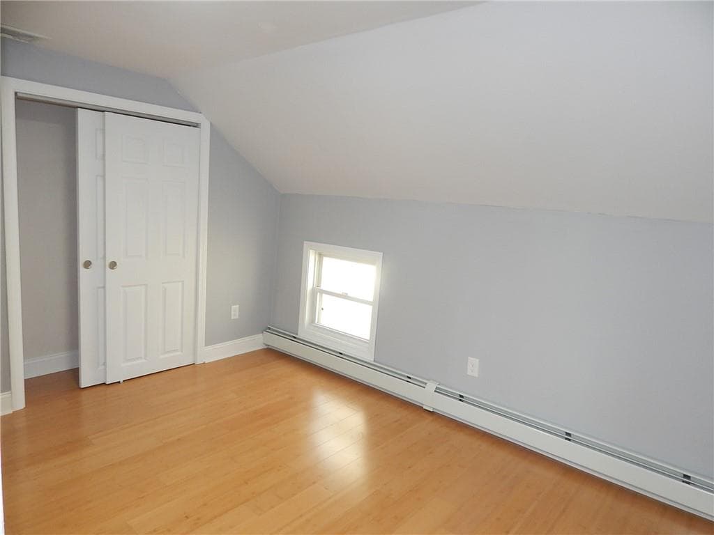 52 Hillwood Street photo 18