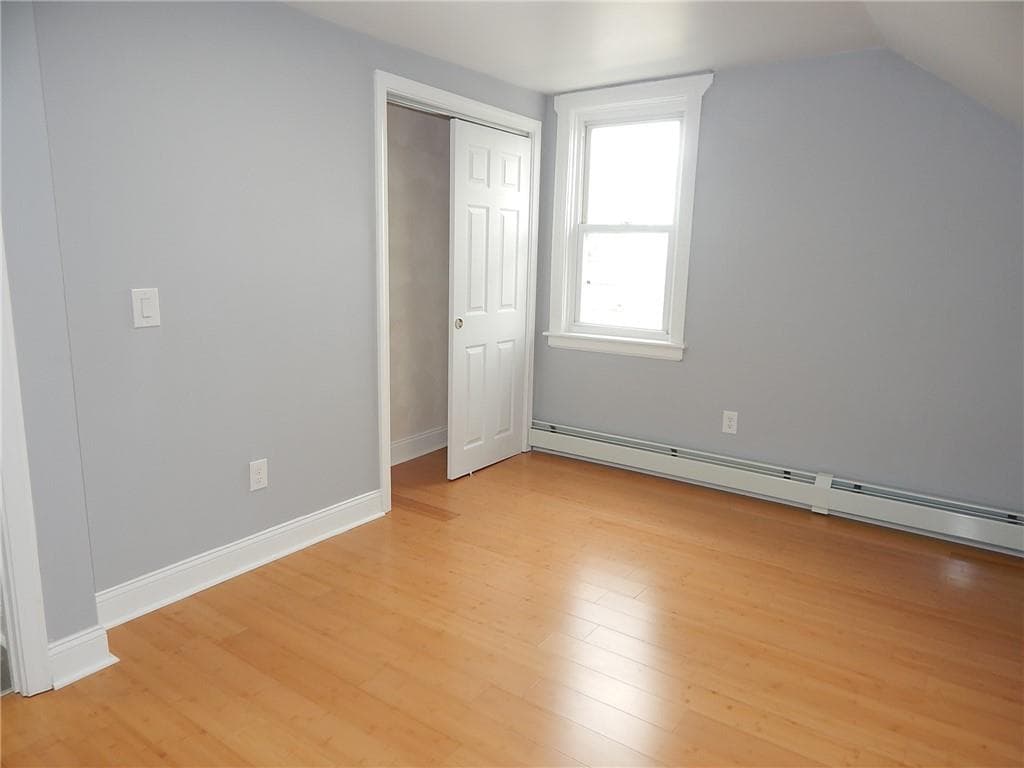 52 Hillwood Street photo 21