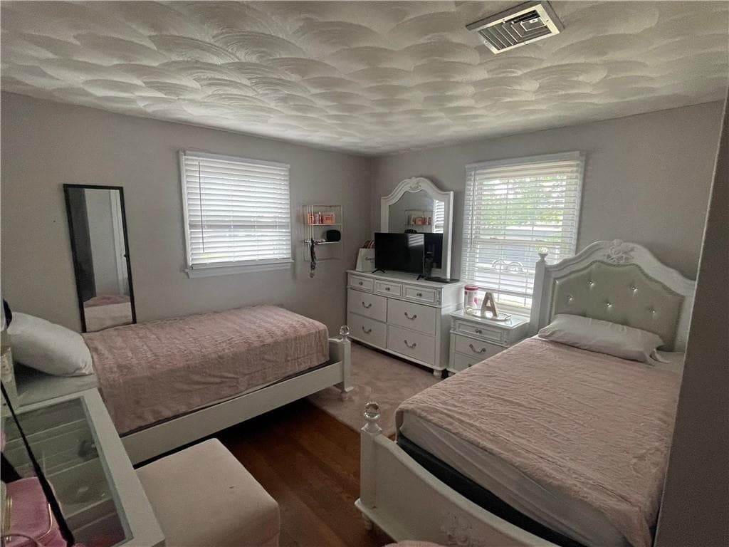 Single Family Residence at 210 Pinecrest Drive, Pawtucket, photo 11 of 29