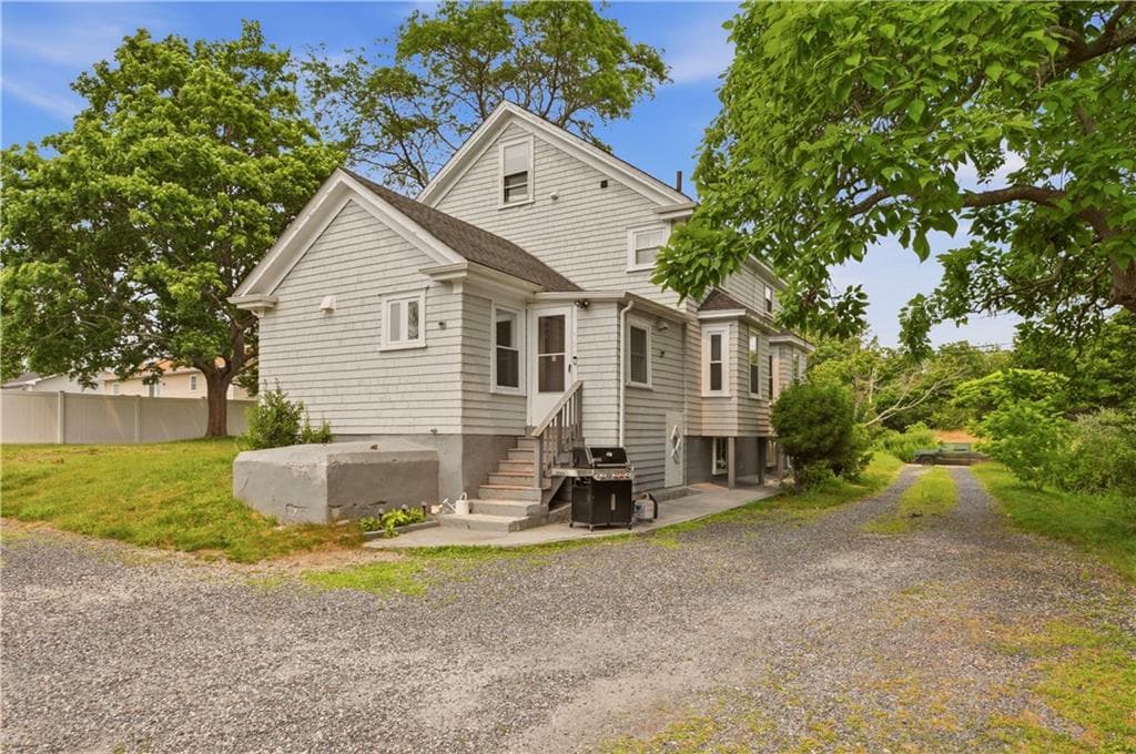 226 Turnpike Avenue photo 45