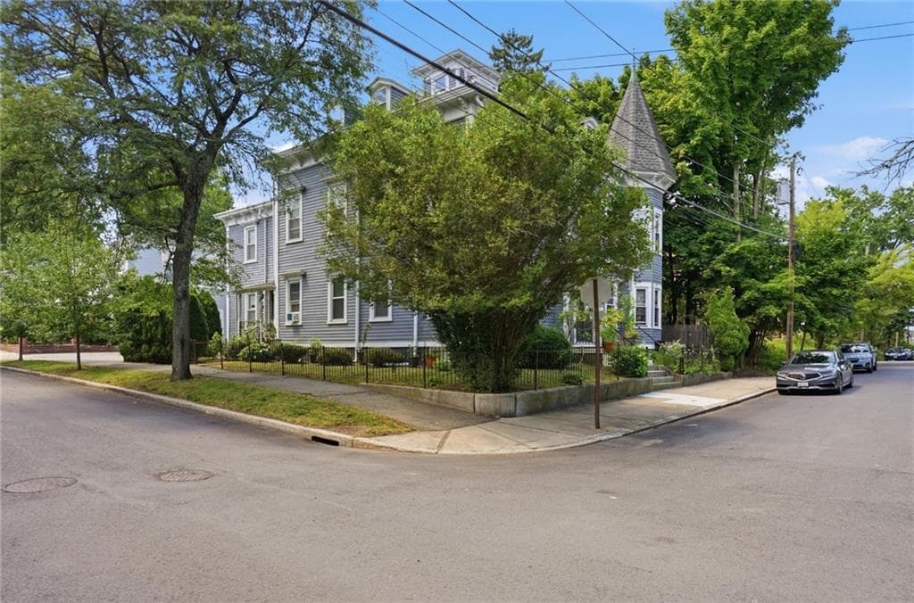 45 Forest Street photo 4