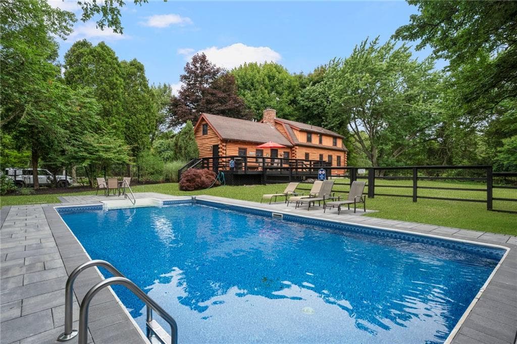 572 Green Hill Beach Road photo 46