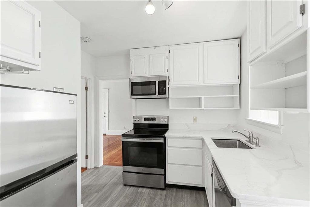 543 Lloyd Avenue UNIT 5 photo 11