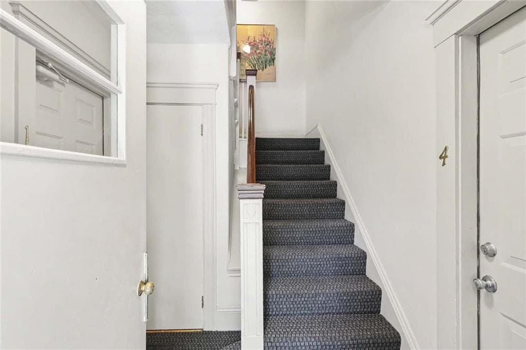 543 Lloyd Avenue UNIT 5 photo 4