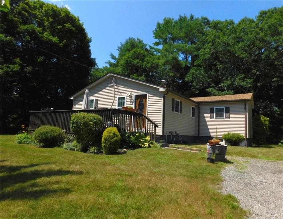 Single Family Residence at 8 C KINGSTOWN Road, Richmond, photo 2 of 22