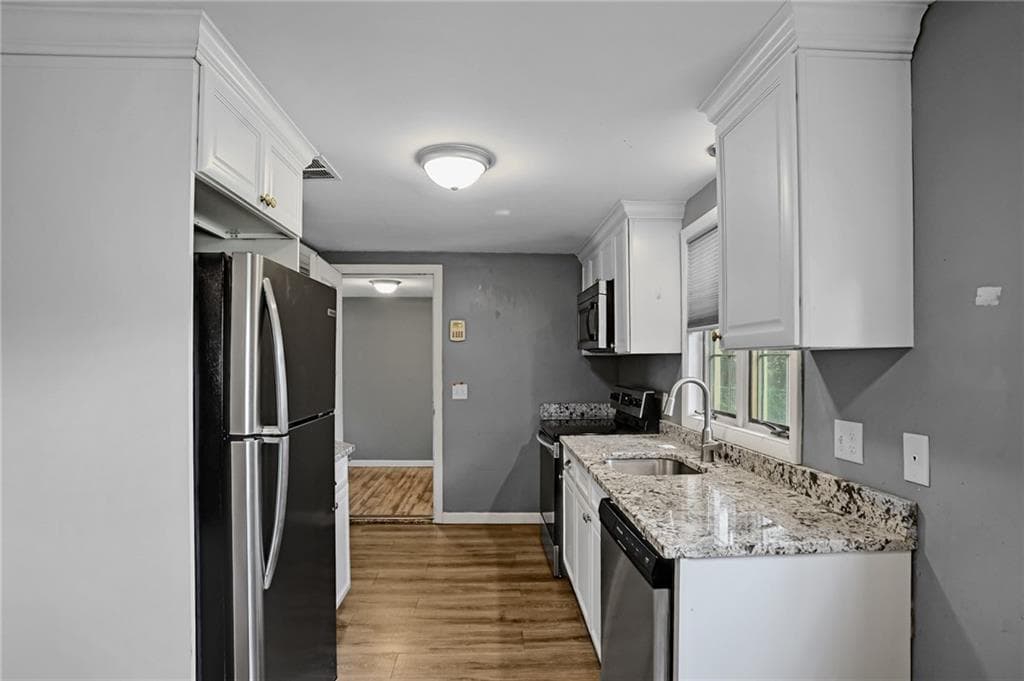 74 Ticonderoga Drive photo 6