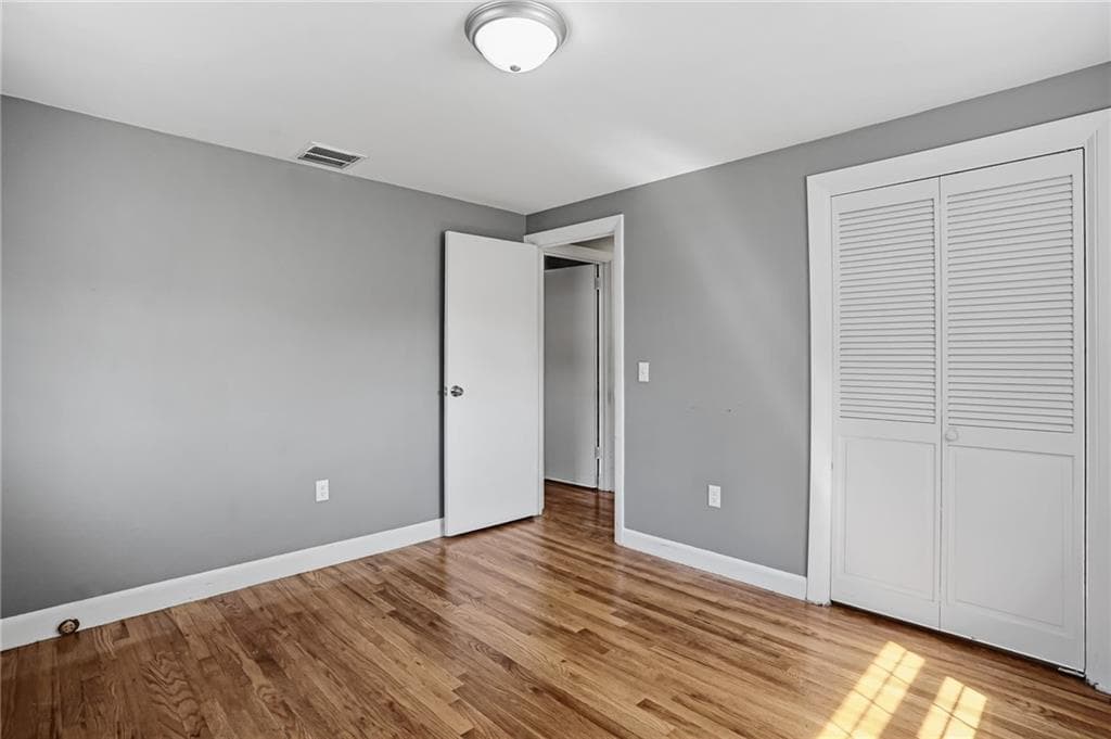 74 Ticonderoga Drive photo 22