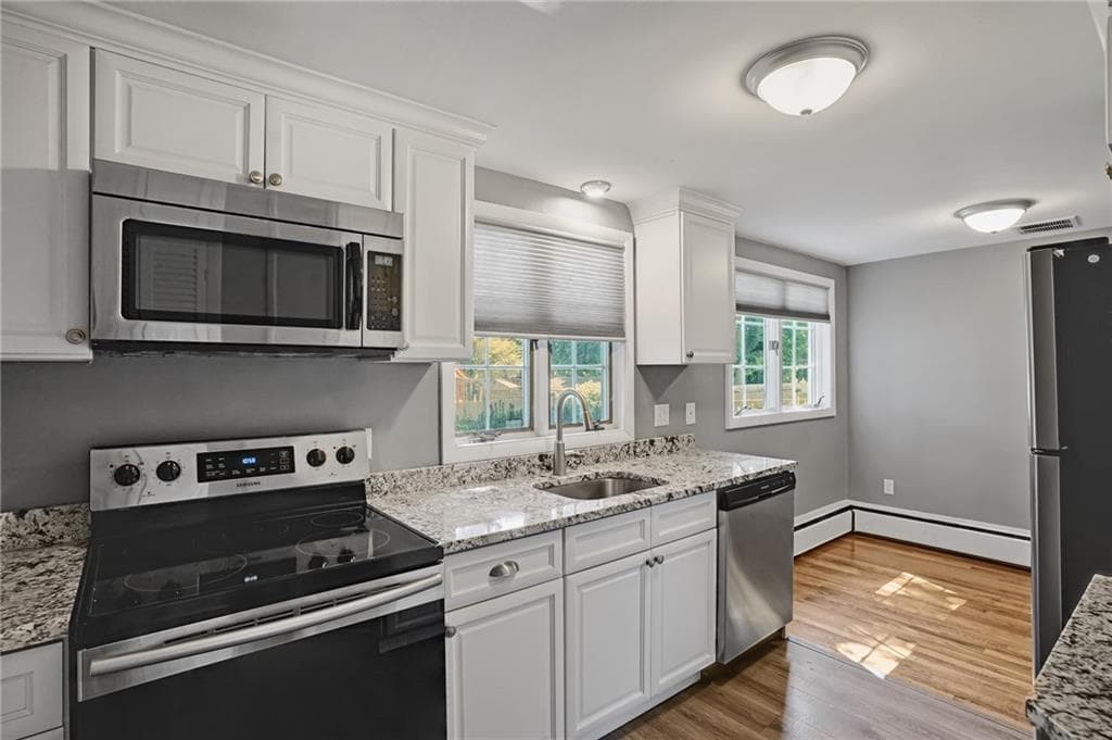 74 Ticonderoga Drive photo 5