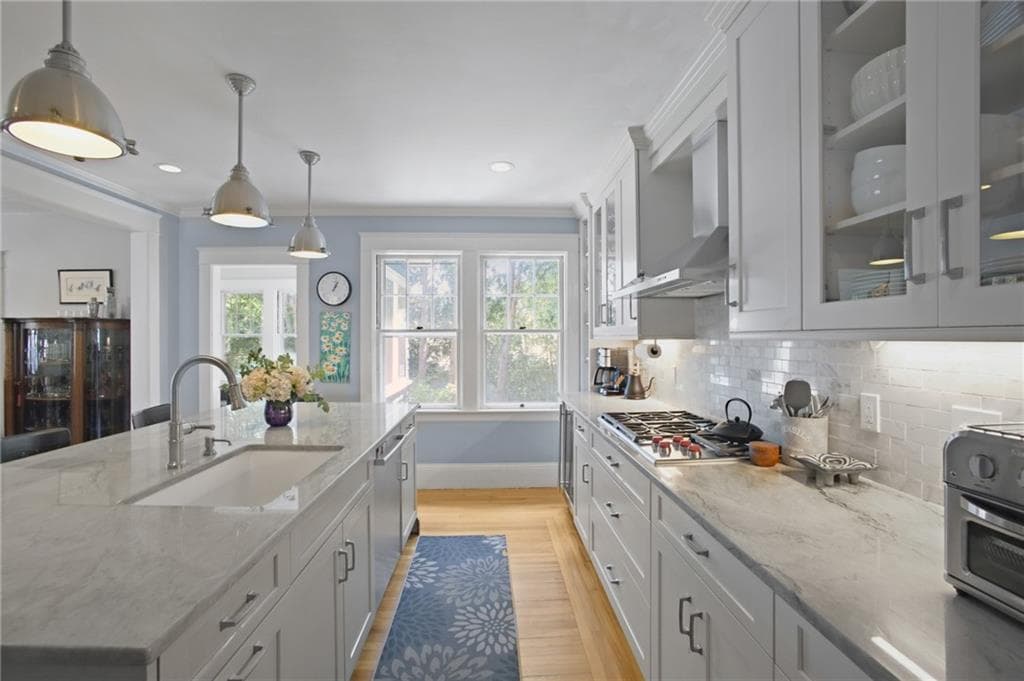 Single Family Residence at 56 Somerset Street, East Greenwich, photo 8 of 50