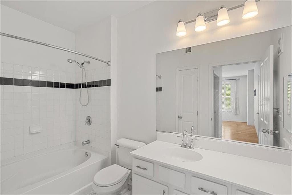 1000 Providence Place UNIT 114 photo 21