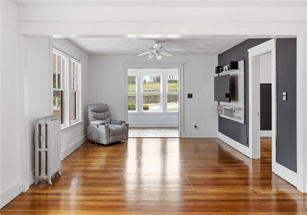 43 Sunset Avenue photo 6