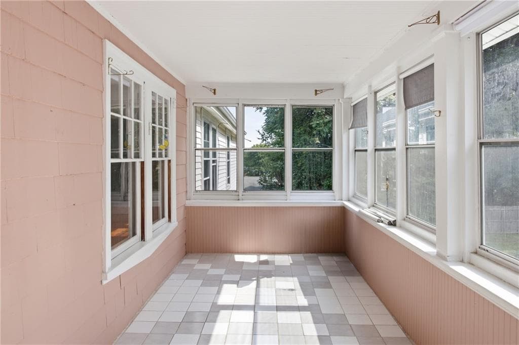 43 Sunset Avenue photo 19