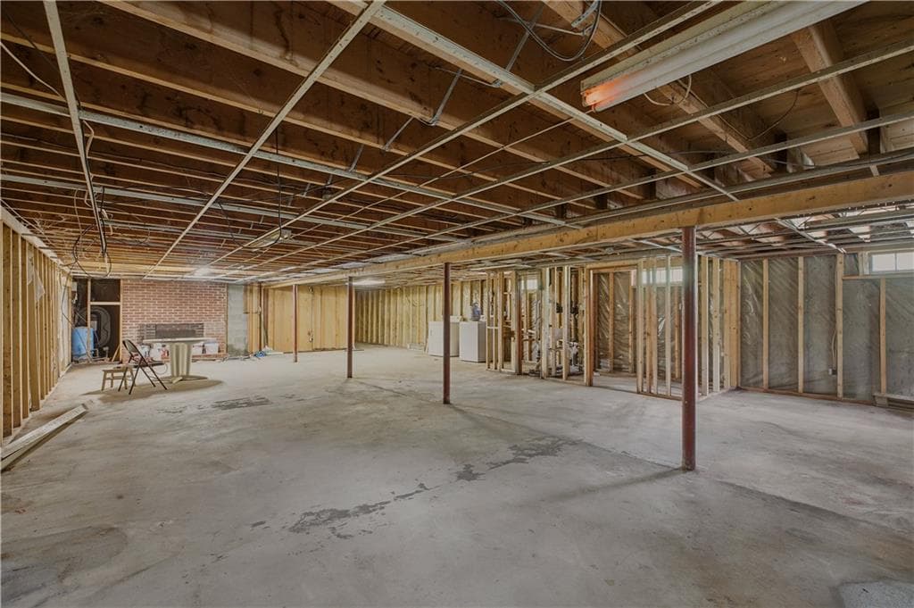1639 Bulgarmarsh Road photo 36