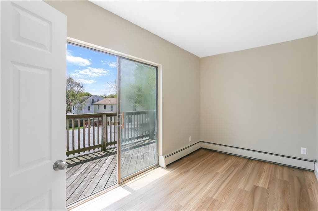 82 Pond Street photo 18