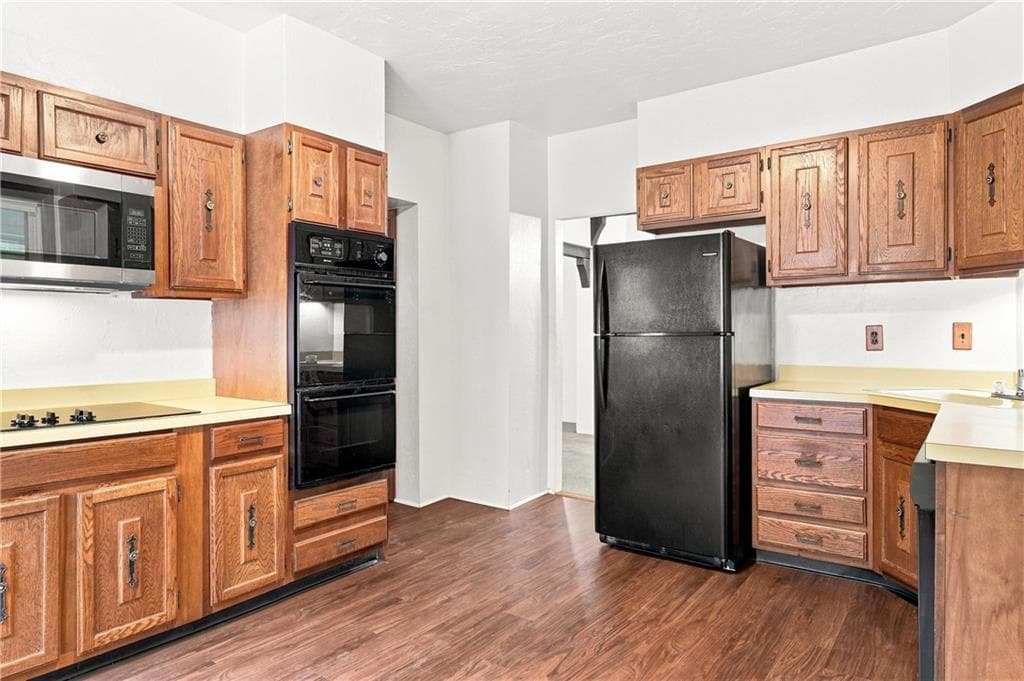 3 Whipple Avenue photo 8