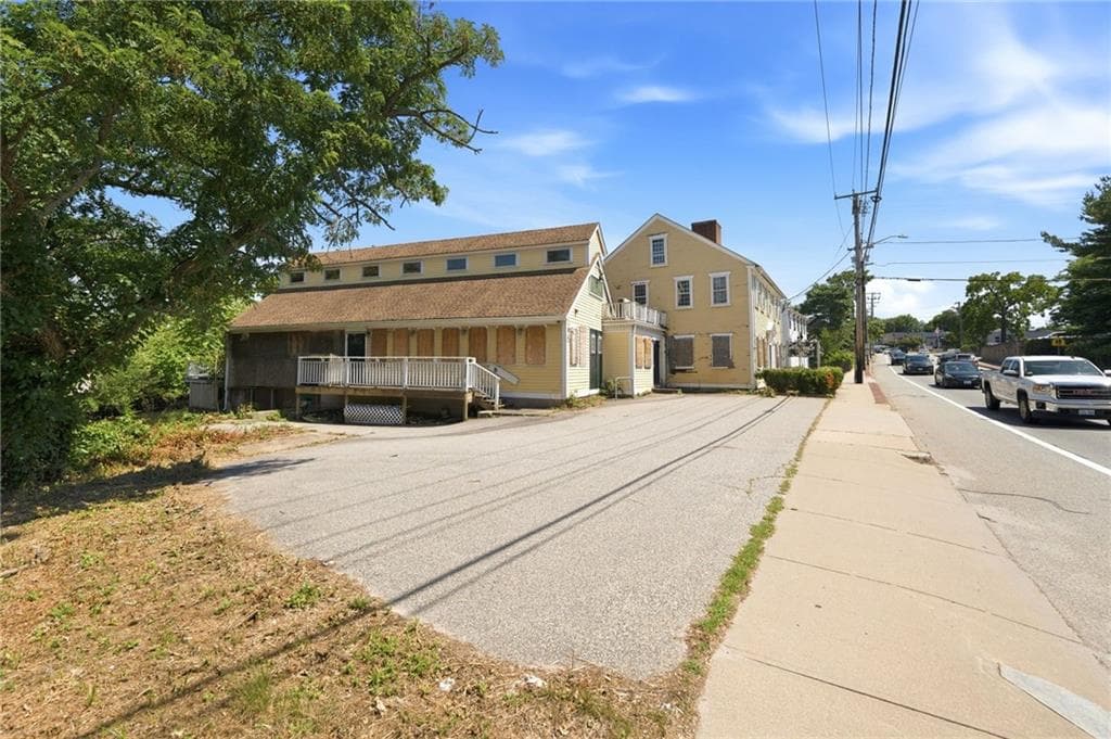 3376 Post Road photo 13