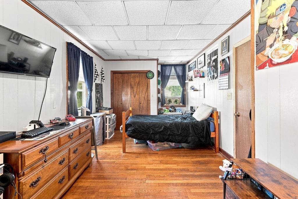 Multi Family at 228 Main Road, Tiverton, photo 15 of 34