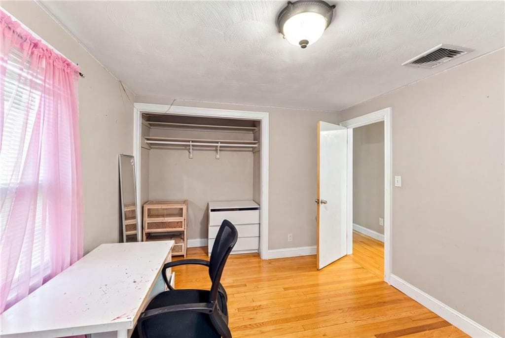 216 Hyde Street photo 20