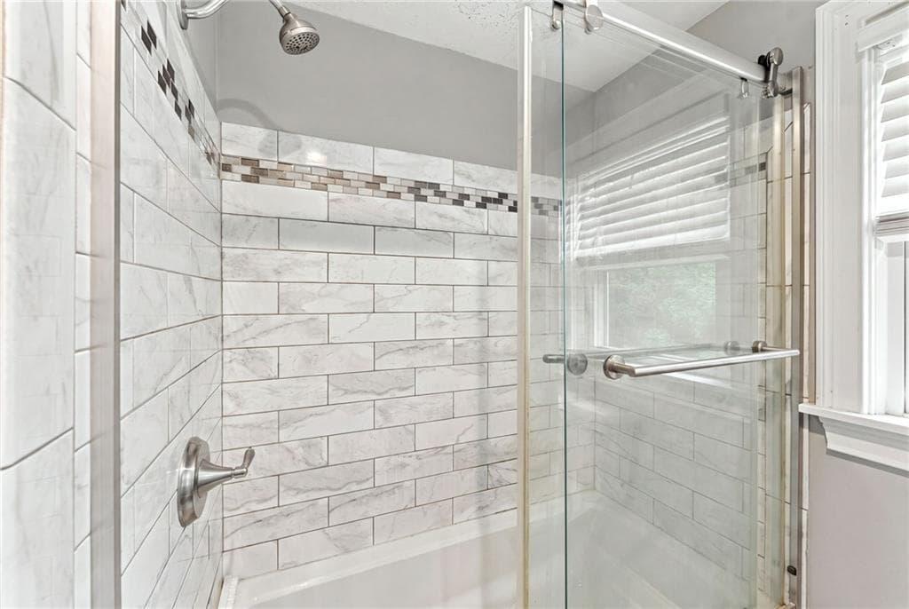 216 Hyde Street photo 15