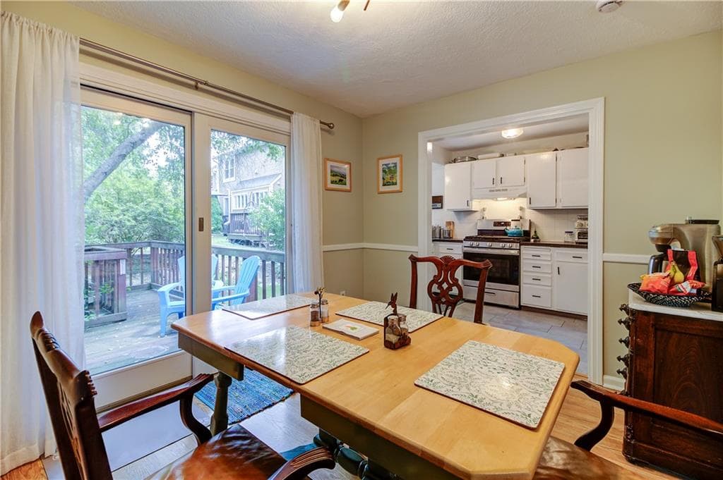 Condominium at 47 Wyndham Avenue, Providence, photo 6 of 17