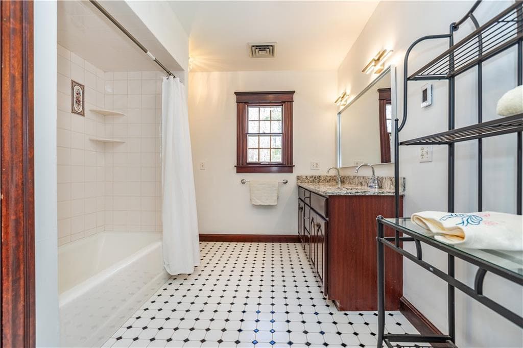 73 Nottingham Drive photo 27