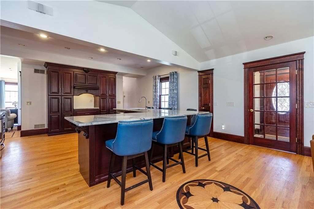 73 Nottingham Drive photo 14