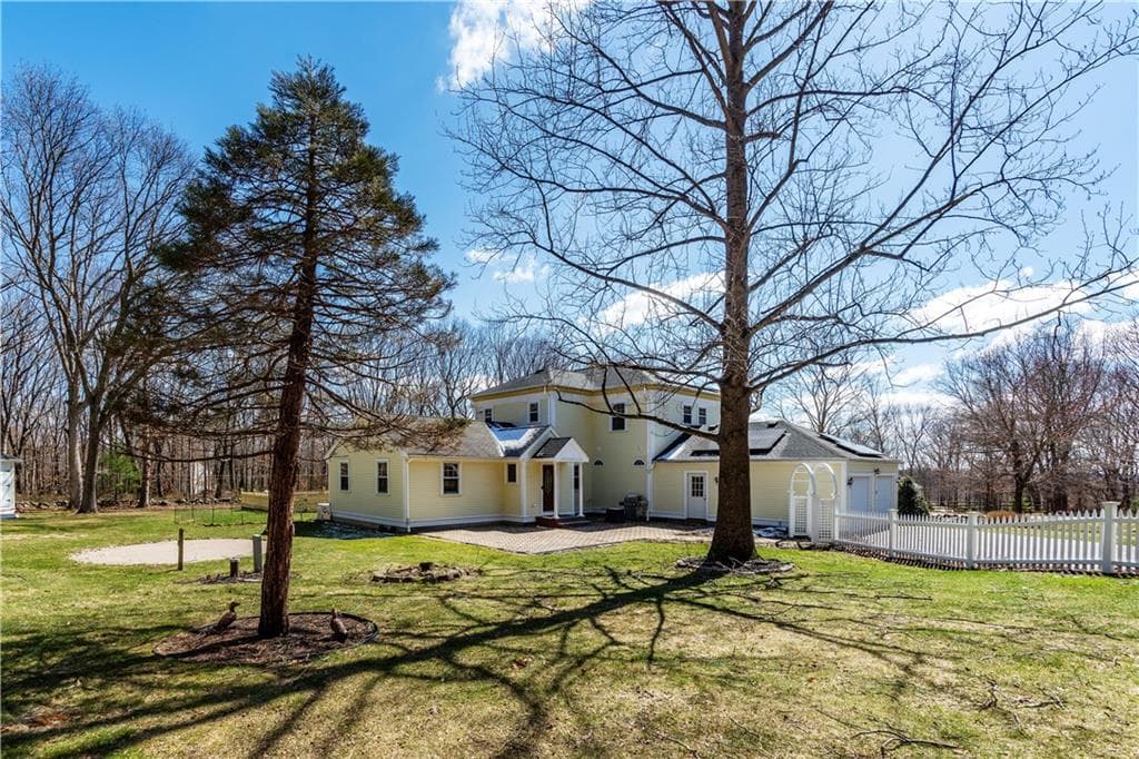 73 Nottingham Drive photo 41