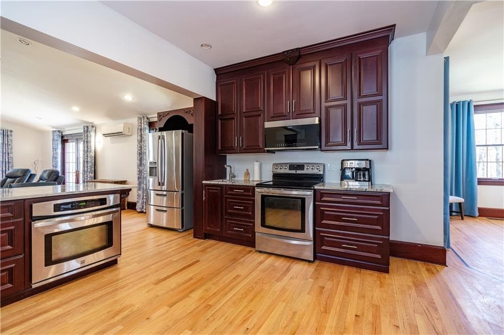 73 Nottingham Drive photo 11