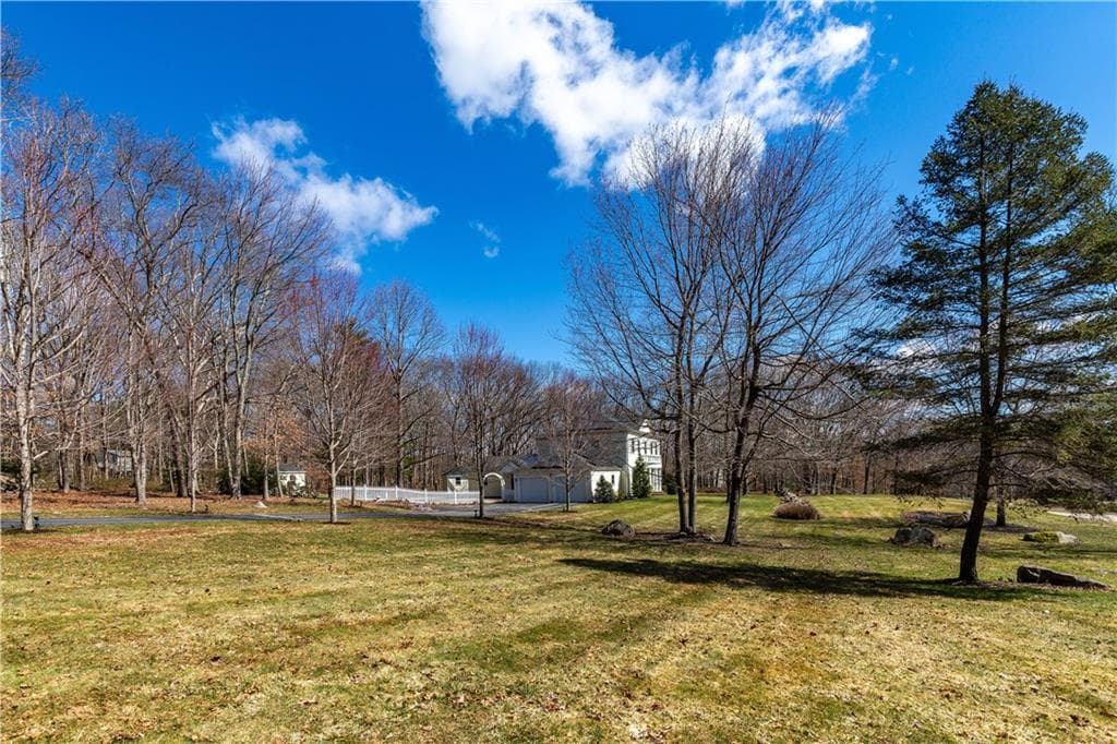 73 Nottingham Drive photo 44
