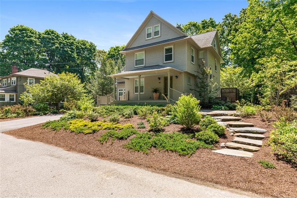 10 Pine Road
