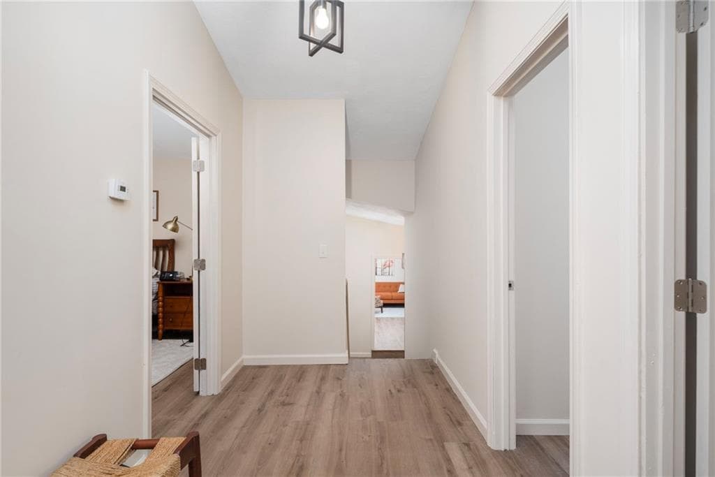 690 Major Potter Road photo 19