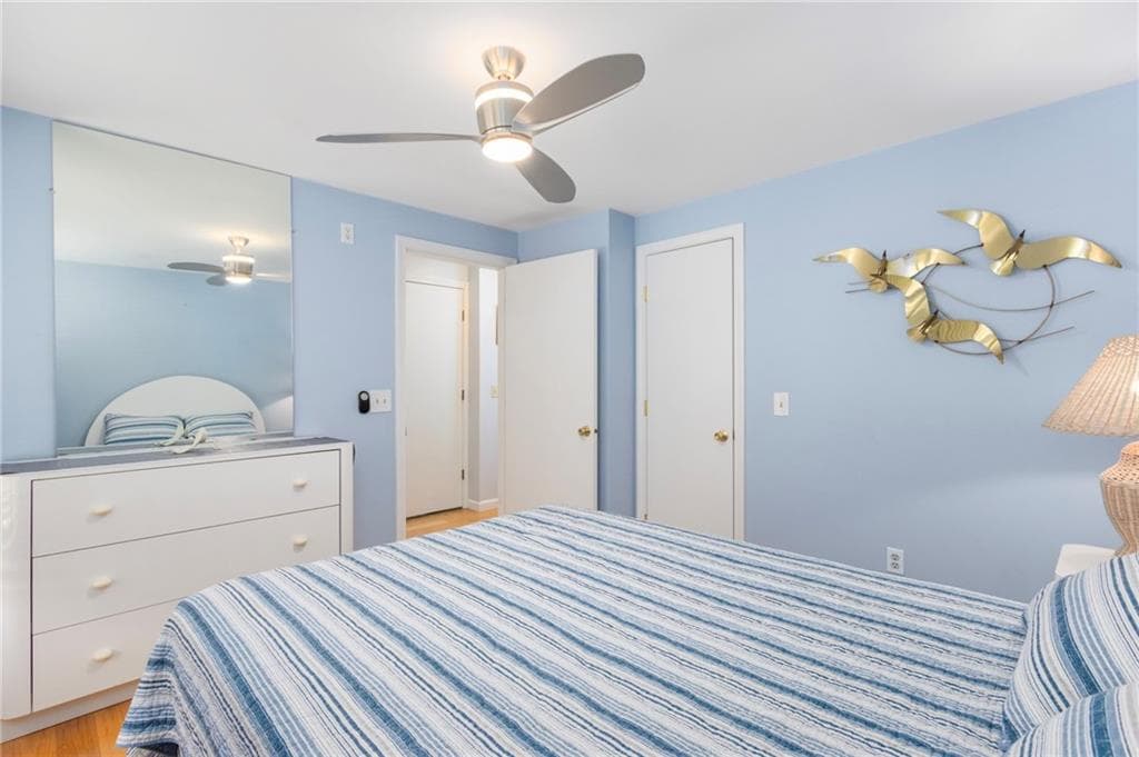 Condominium at 21 Beach Street, Narragansett, photo 32 of 48