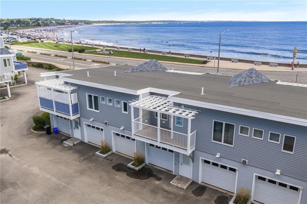 21 Beach Street
