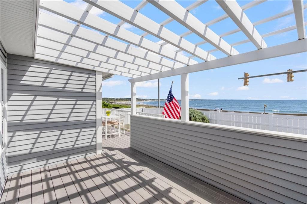 Condominium at 21 Beach Street, Narragansett, photo 20 of 48