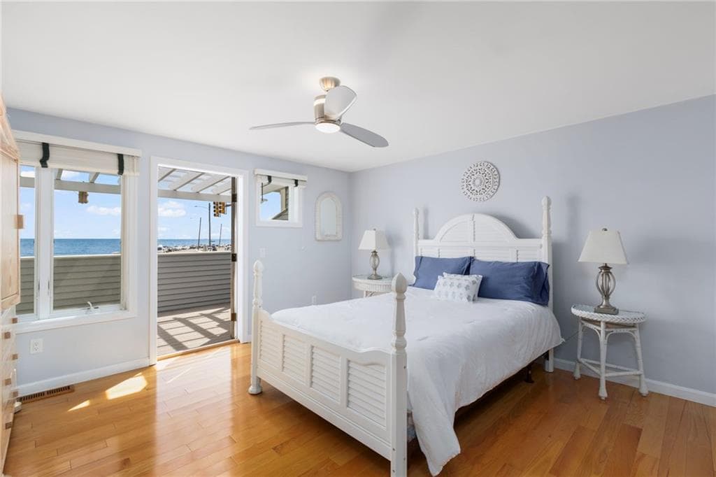 Condominium at 21 Beach Street, Narragansett, photo 15 of 48