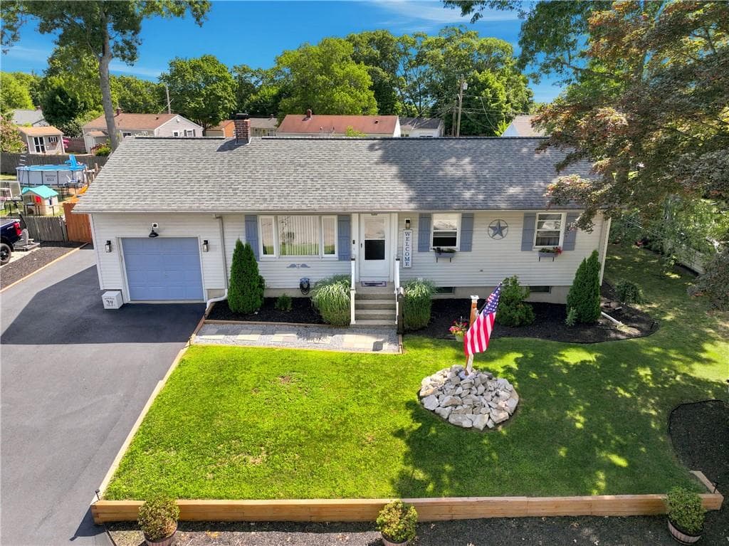 121 COLUMBIA Avenue photo 41