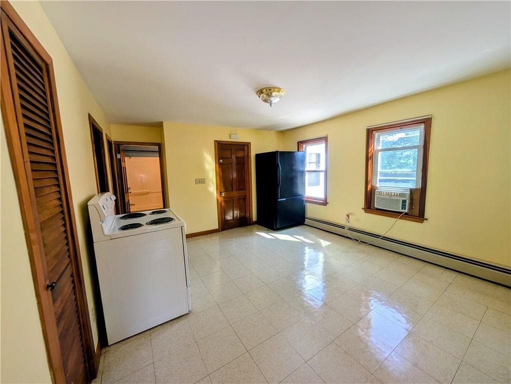 16 Colony Street photo 5