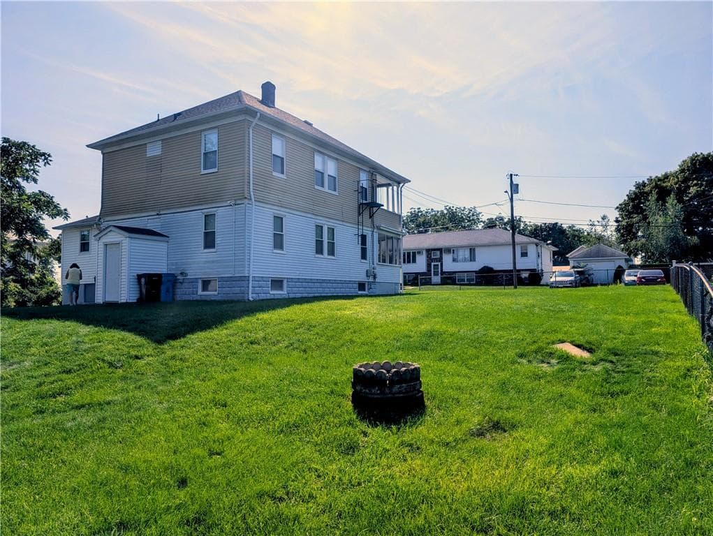 16 Colony Street photo 29