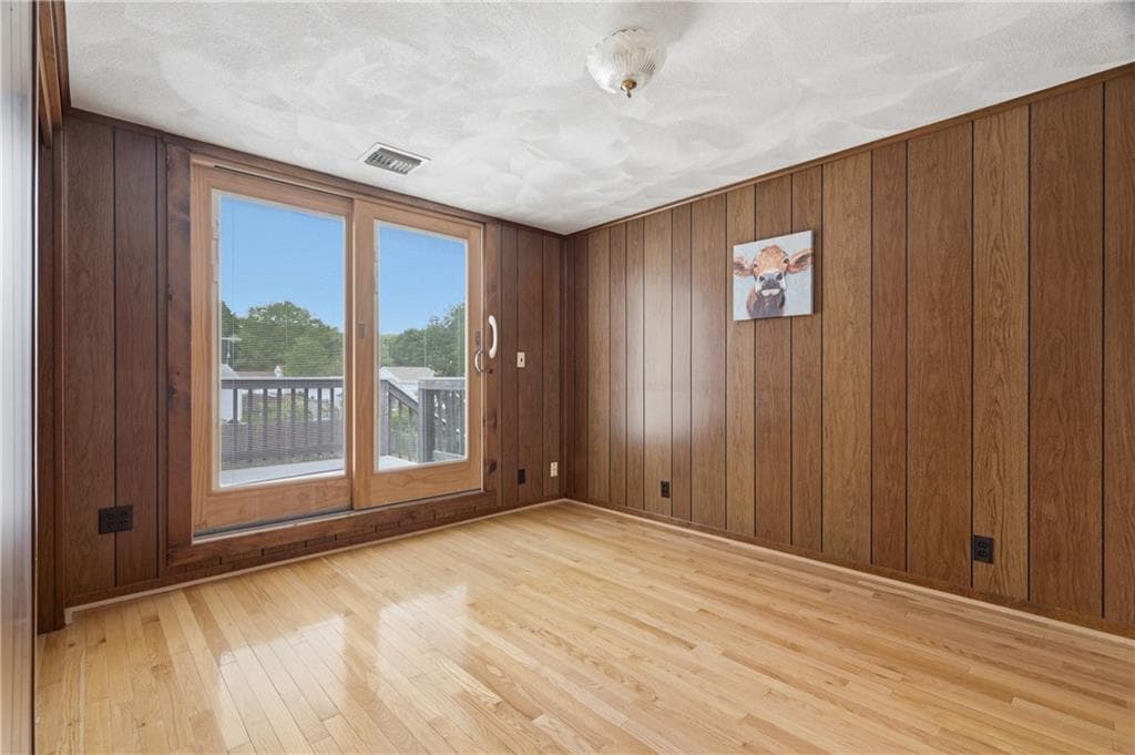 282 Ronald Avenue photo 27