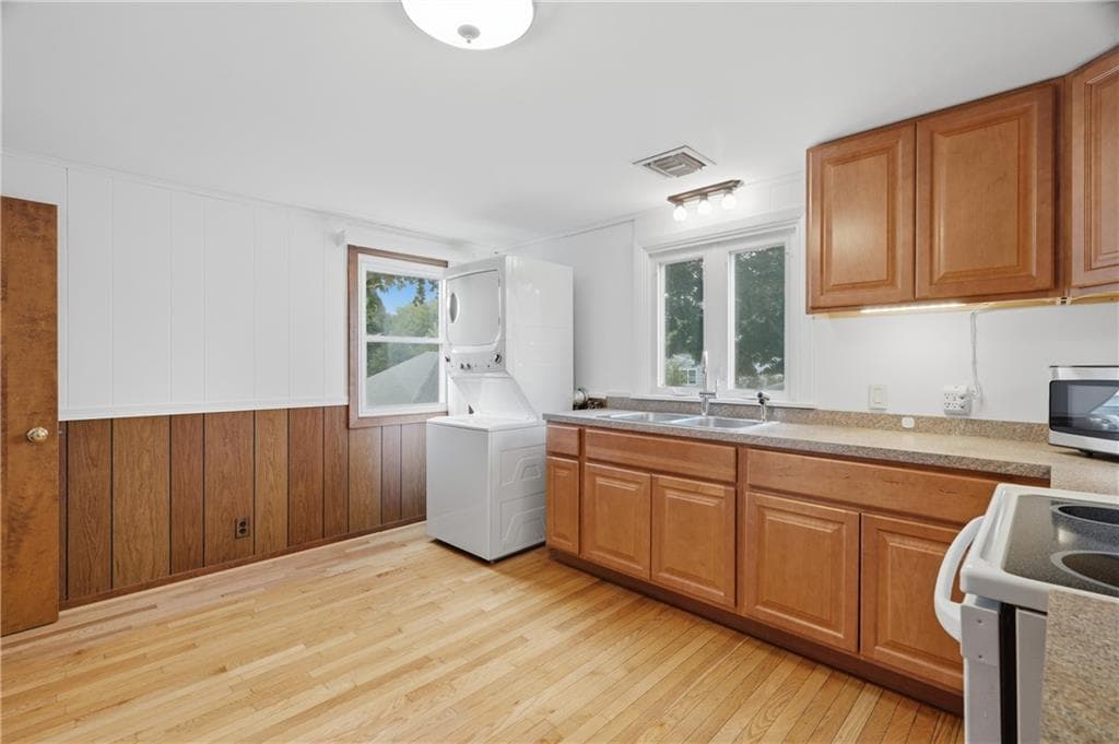 282 Ronald Avenue photo 25