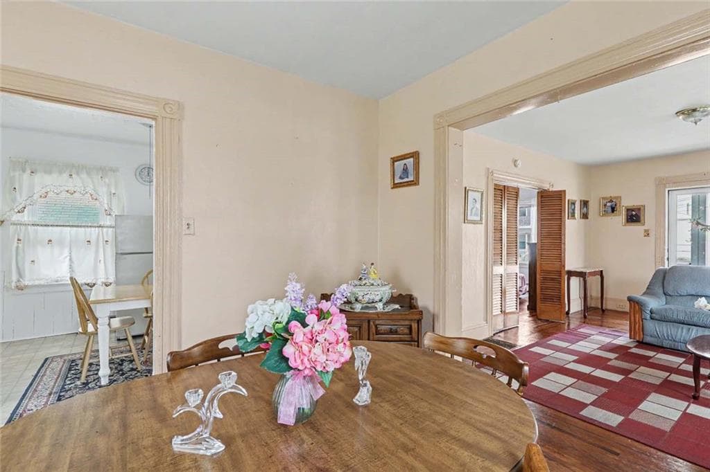 304 Indiana Avenue photo 15