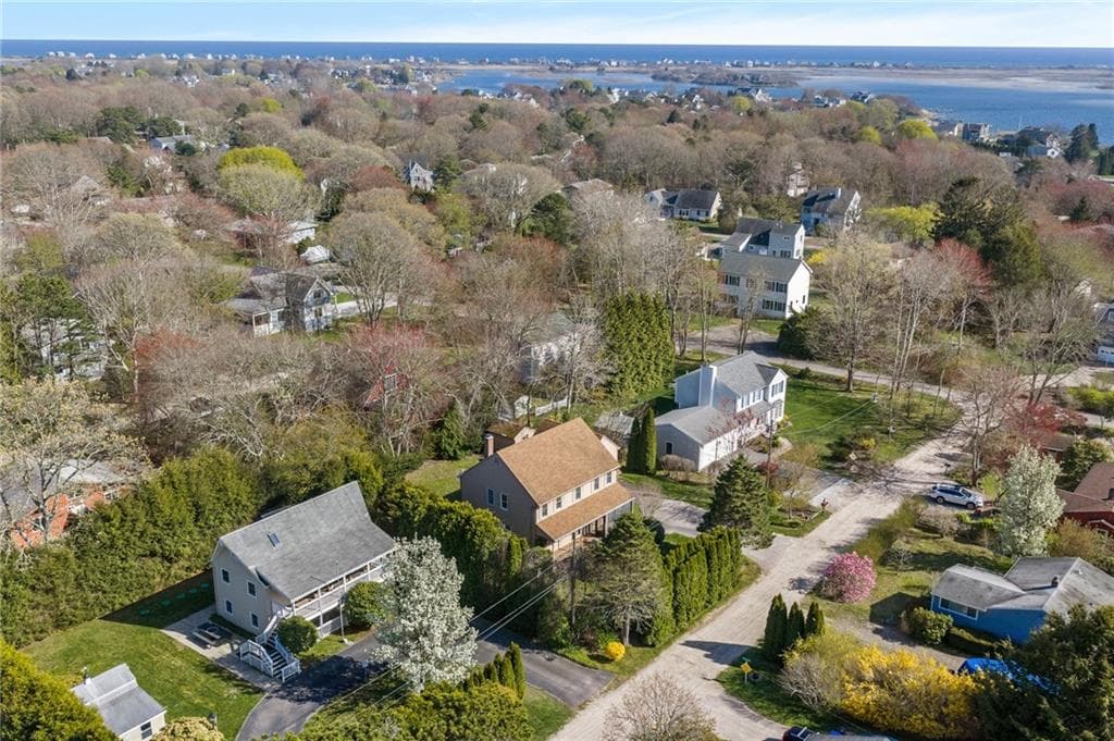 26 E Bayview Road photo 6