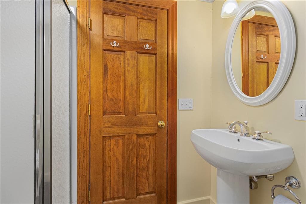 59 Sylvan Way photo 48