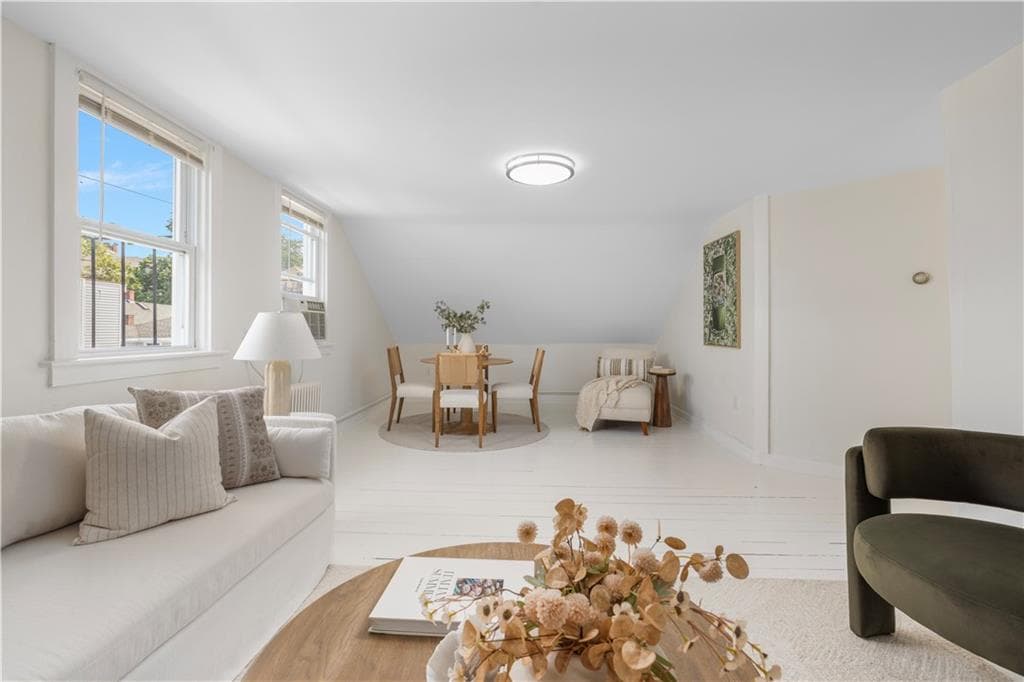 27 Dean Avenue UNIT 3