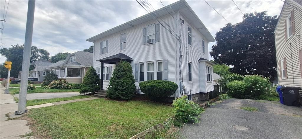 3113 3115 Pawtucket Avenue photo 2
