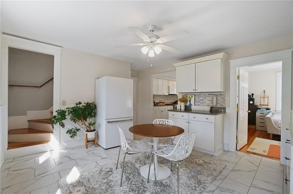 520 Middle Highway photo 10