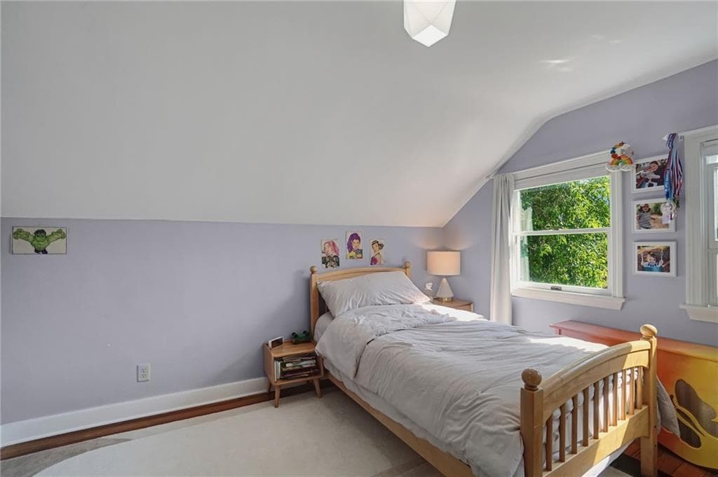 520 Middle Highway photo 25