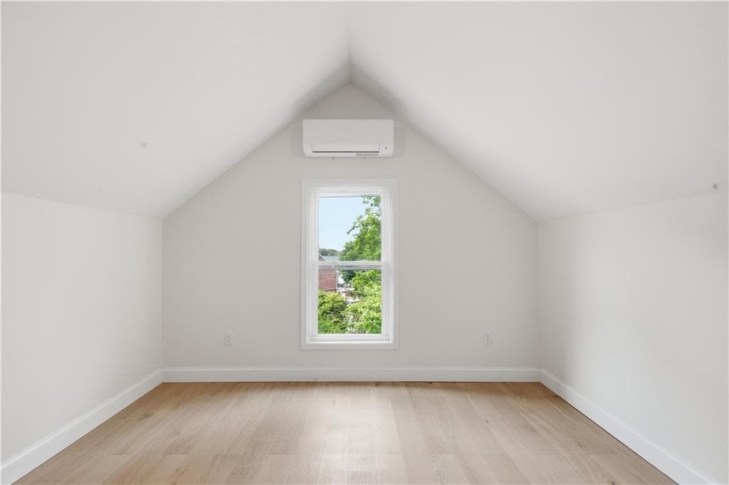42 Park Place photo 22
