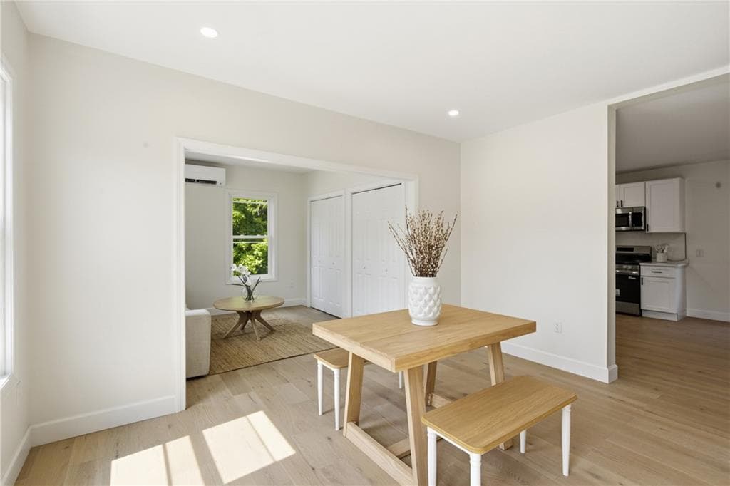 42 Park Place photo 3