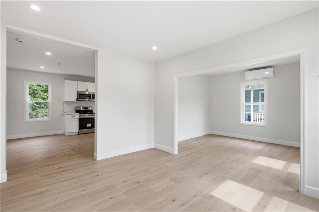 44 Park Place photo 7